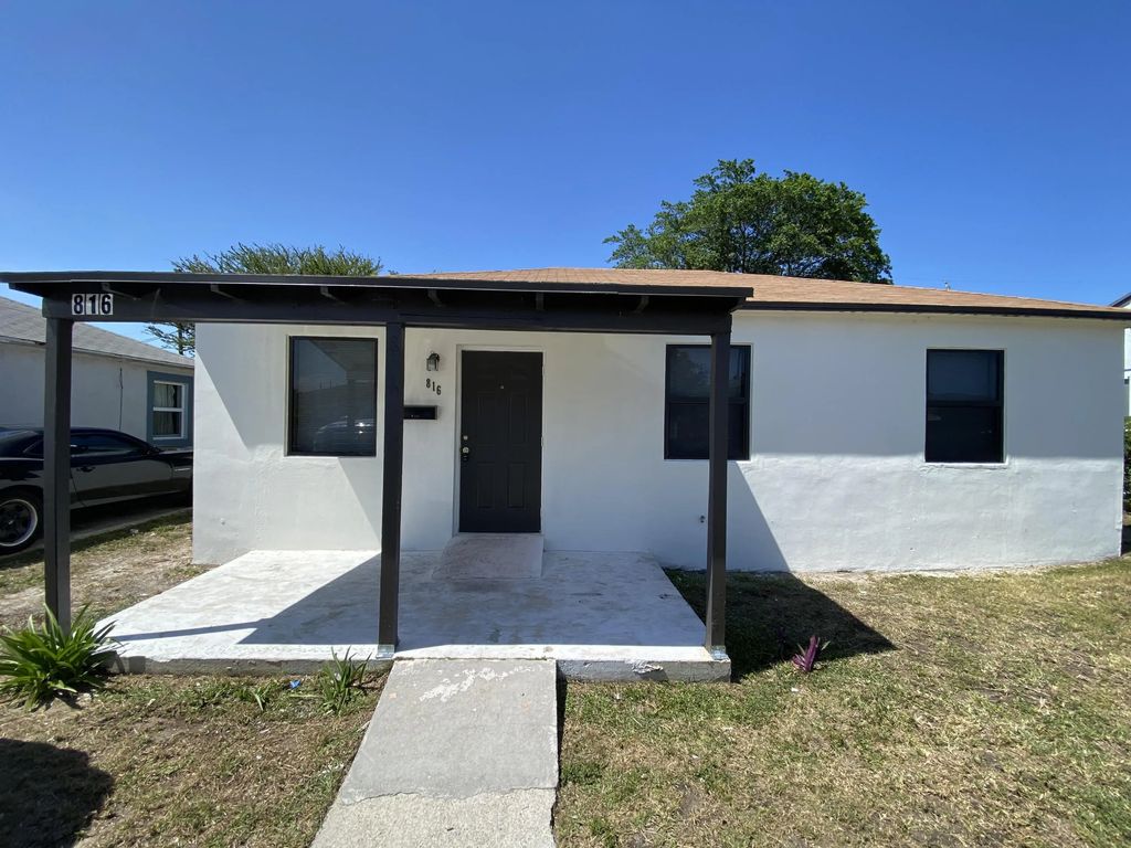 816 W 4th Street, Riviera Beach