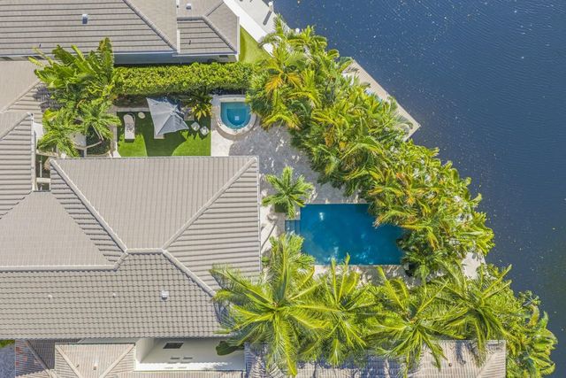 2 of 35 - 1010 Grand Court, Highland Beach, FL