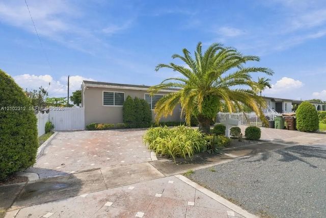 4 of 37 - 120 W 63rd Street, Hialeah, FL