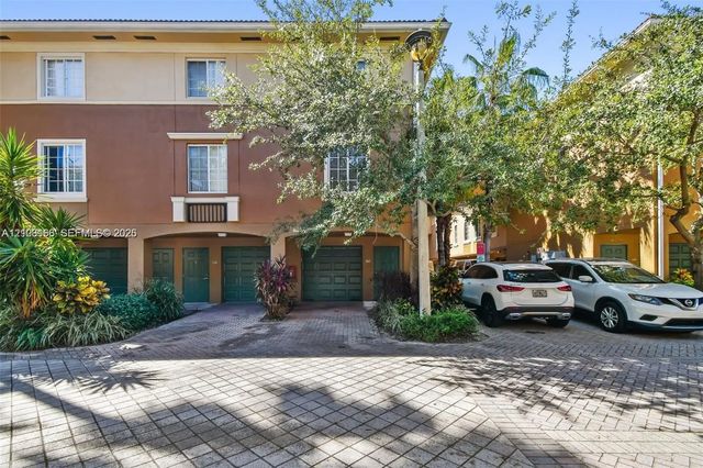 2 of 46 - 2945 Ne 185th Street #1407, Aventura, FL