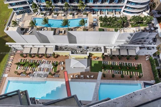 2 of 30 - 1300 S Miami Avenue #2808, Miami, FL