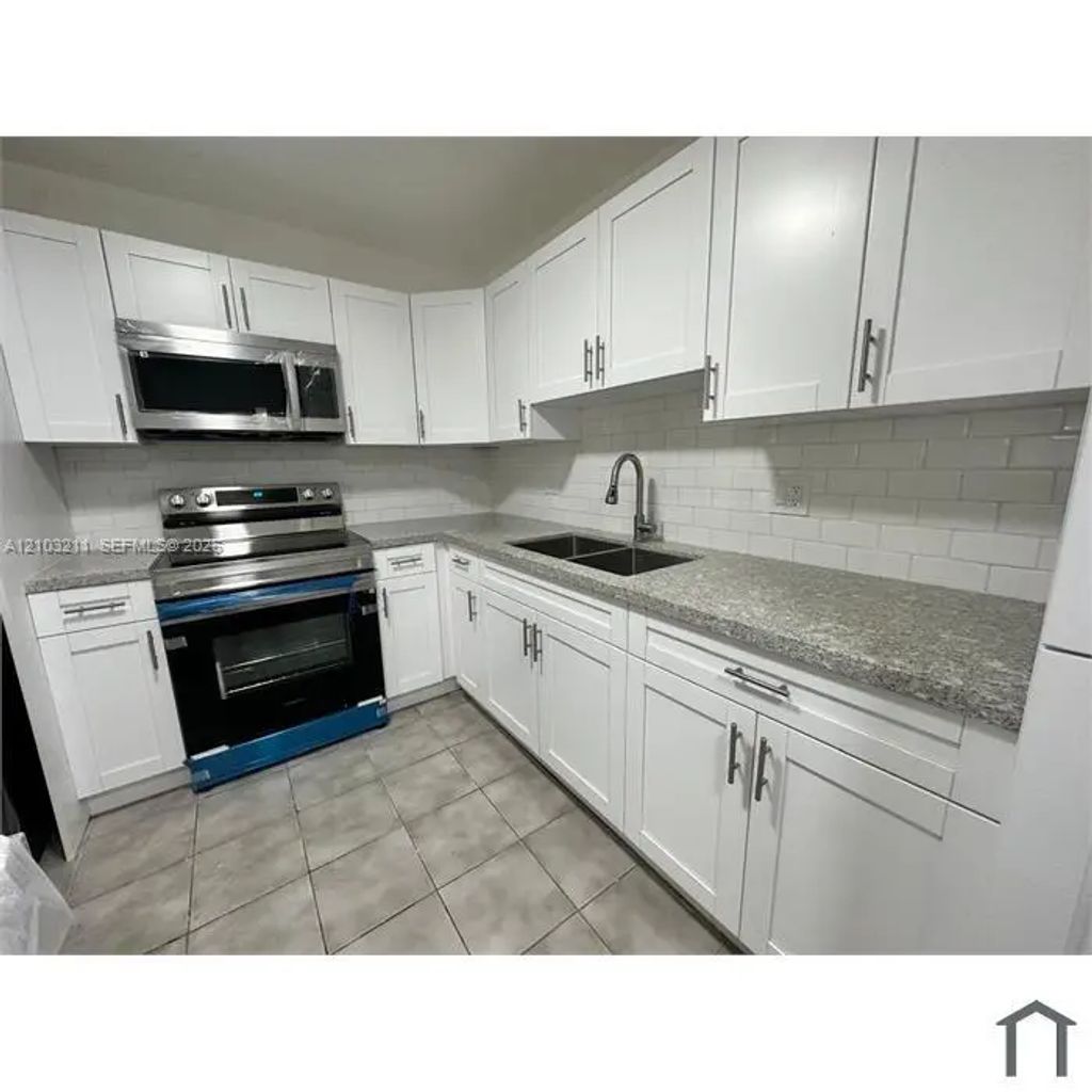 5321 Nw 16th Court #5321, Lauderhill