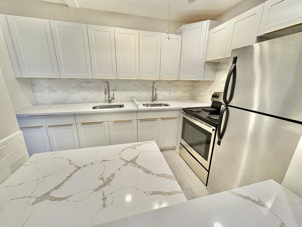 9 Salisbury A, West Palm Beach