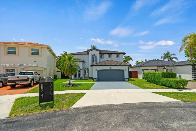 9576 Sw 162nd Path, Miami