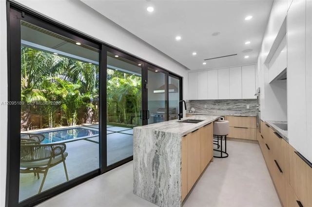 2 of 45 - 569 Nw 44th Street, Miami, FL