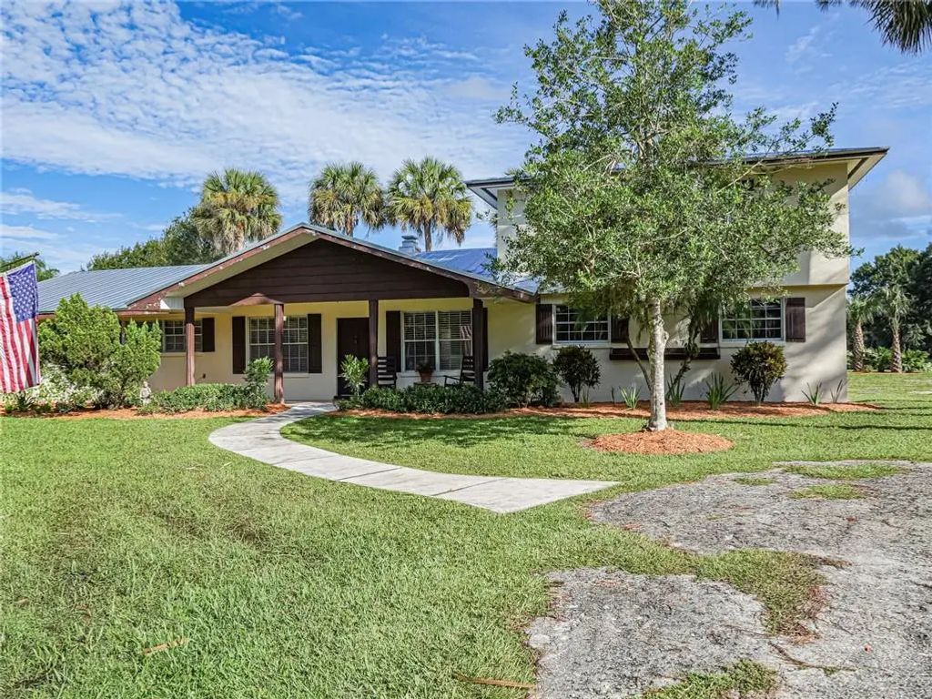 5866 37th Street, Vero Beach