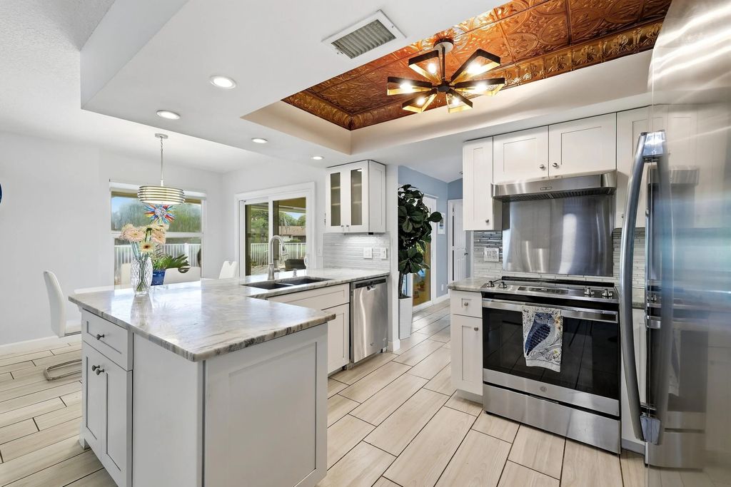72 Vista Del Rio, Boynton Beach