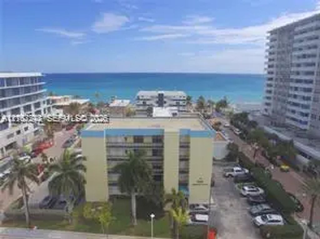 3215 N Ocean Drive #302, Hollywood