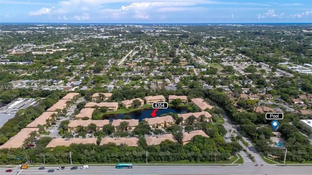 2 of 34 - 4354 Berkshire Wharf Drive, Lake Worth, FL