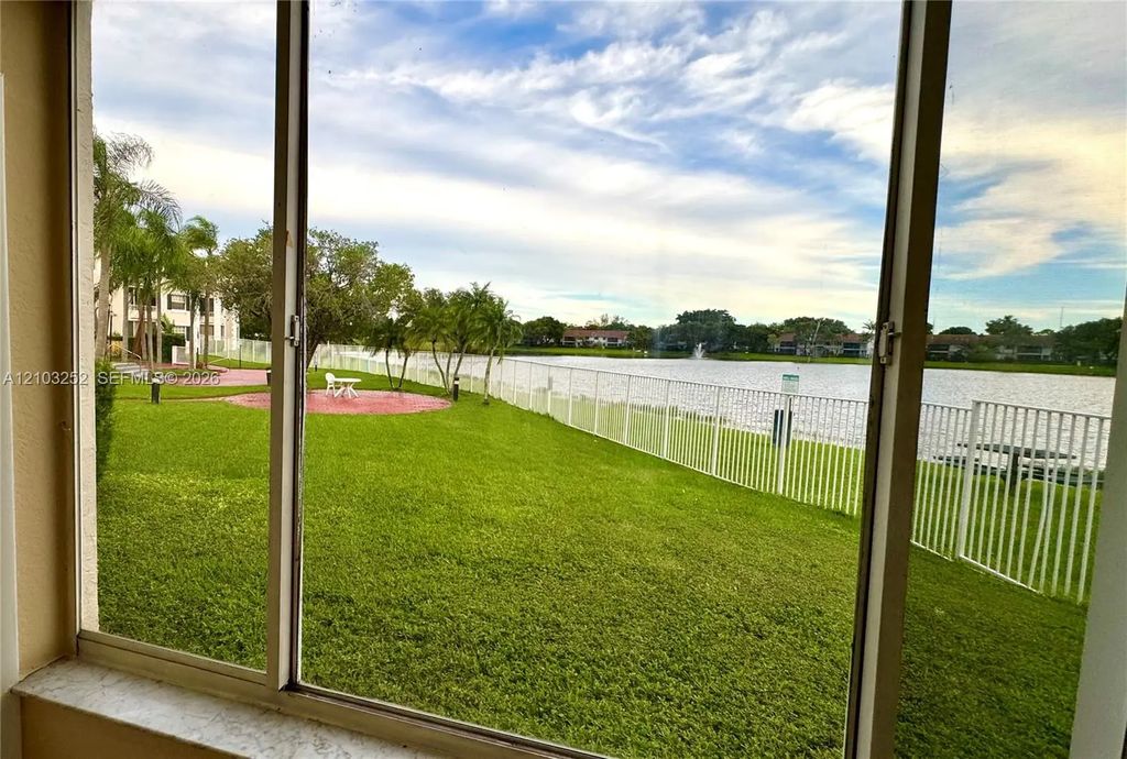 2880 N Oakland Forest Drive #110, Oakland Park
