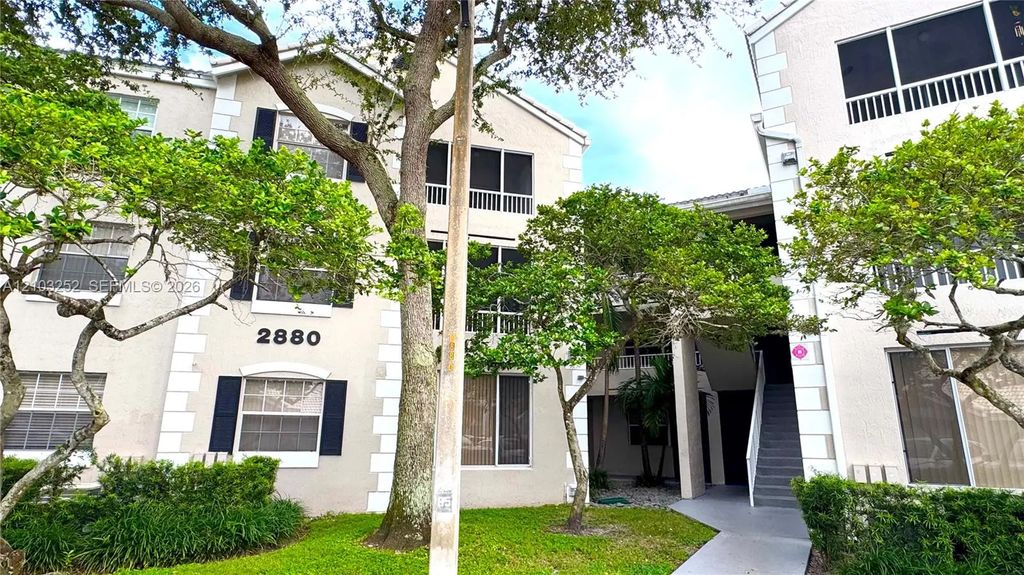 2880 N Oakland Forest Drive #110, Oakland Park