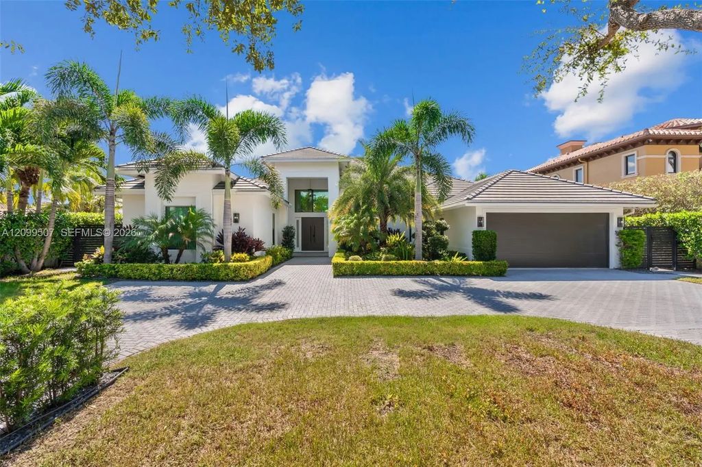 2336 Ne 27th Street, Lighthouse Point