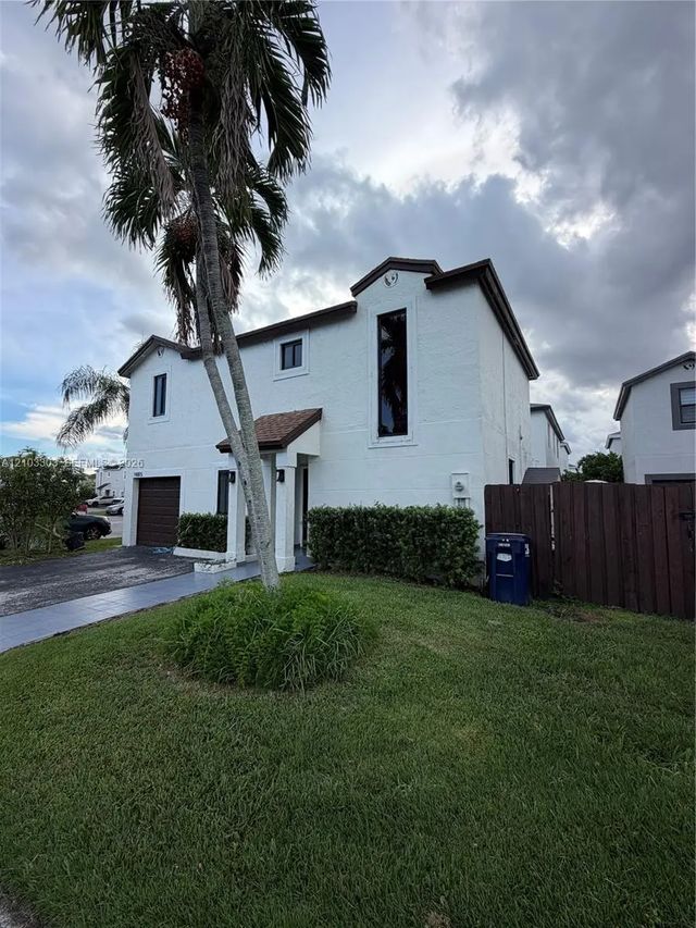 2 of 26 - 14815 Sw 90th Terrace, Miami, FL
