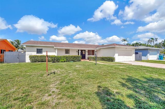 3 of 49 - 1721 Nw 191st Street, Miami Gardens, FL