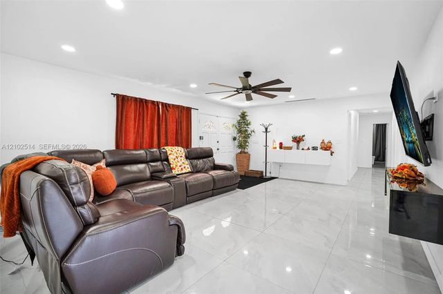 4 of 49 - 1721 Nw 191st Street, Miami Gardens, FL