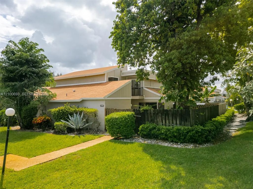 13298 Nw 6th Court, Plantation