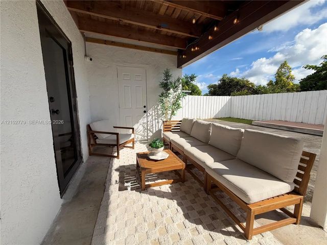 5 of 28 - 14643 Sw 104th Avenue, Miami, FL
