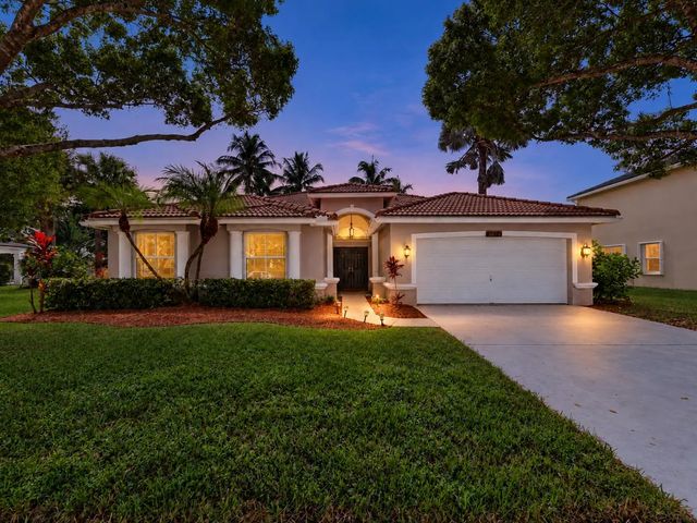 5574 Bermuda Dunes Circle, Lake Worth