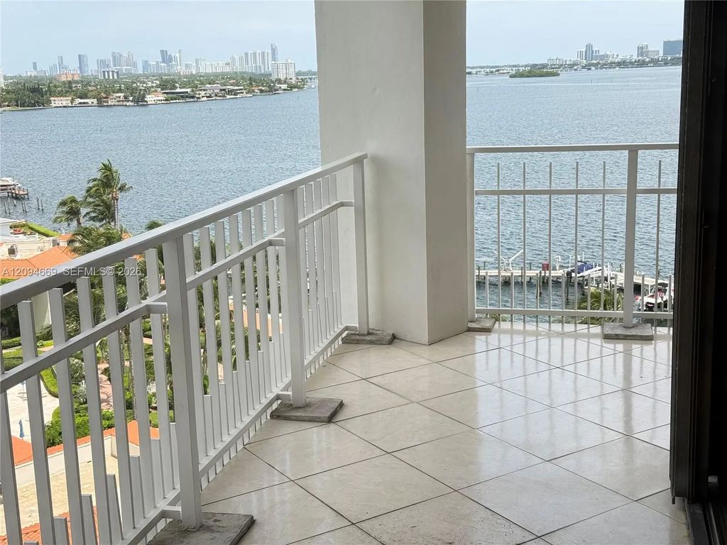 4000 Ne Towerside Terrace #1101, Miami
