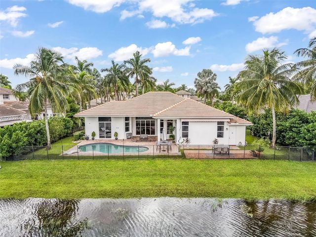 4 of 48 - 1378 Victoria Isle Drive, Weston, FL