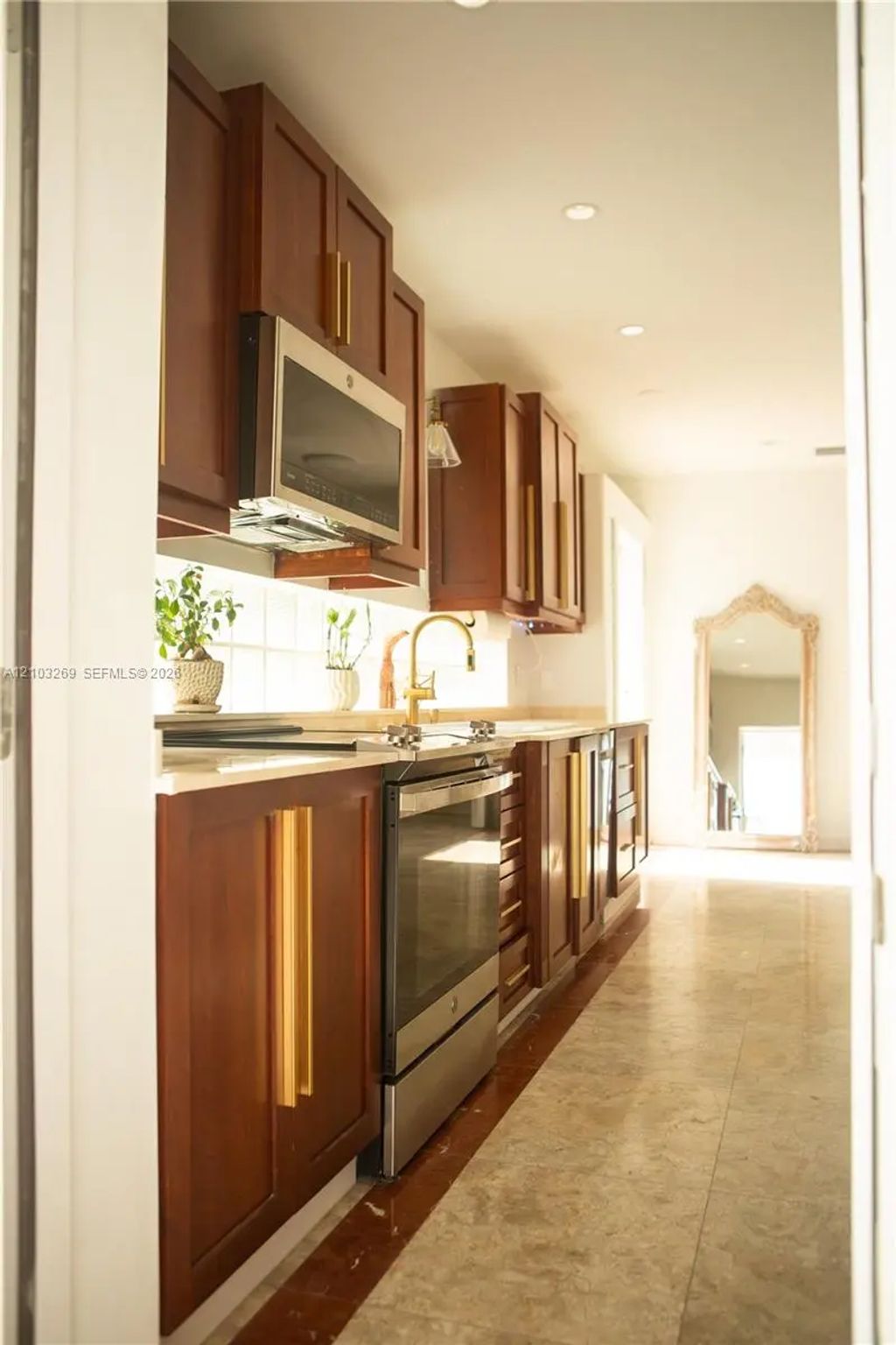 3438 Nw 15th Street, Miami