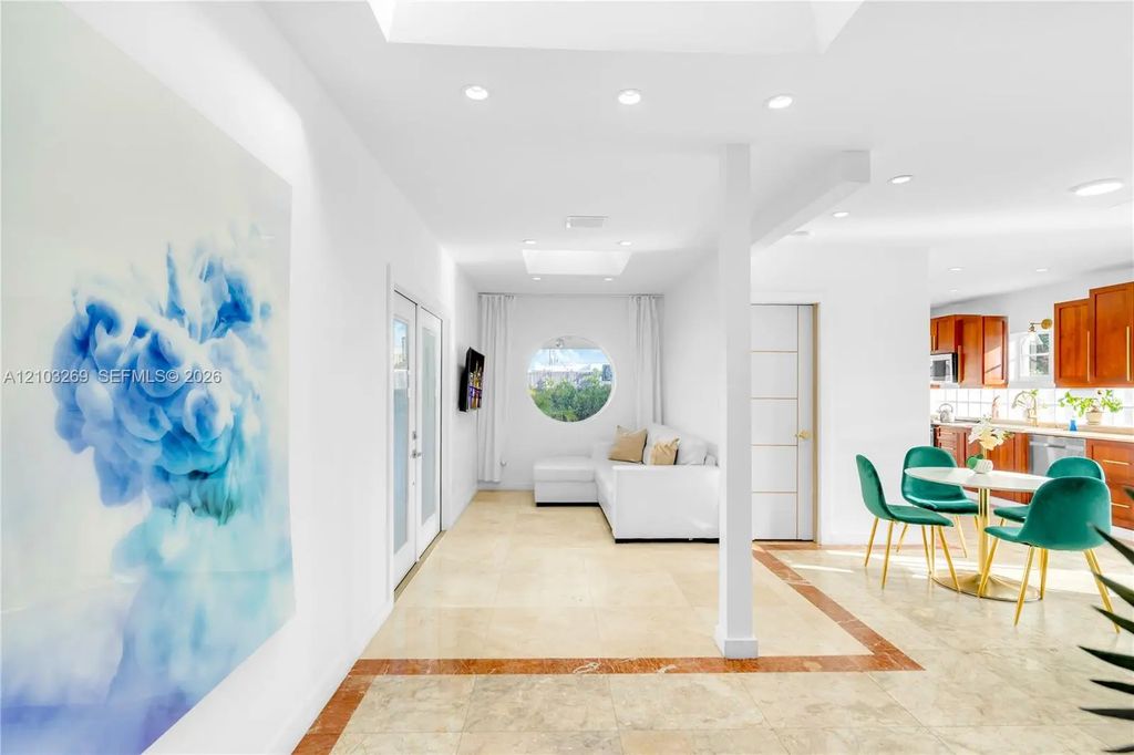3438 Nw 15th Street, Miami