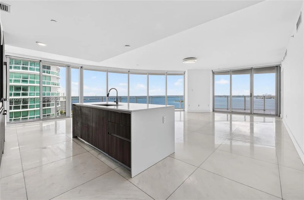 488 Ne 18th Street #1815, Miami