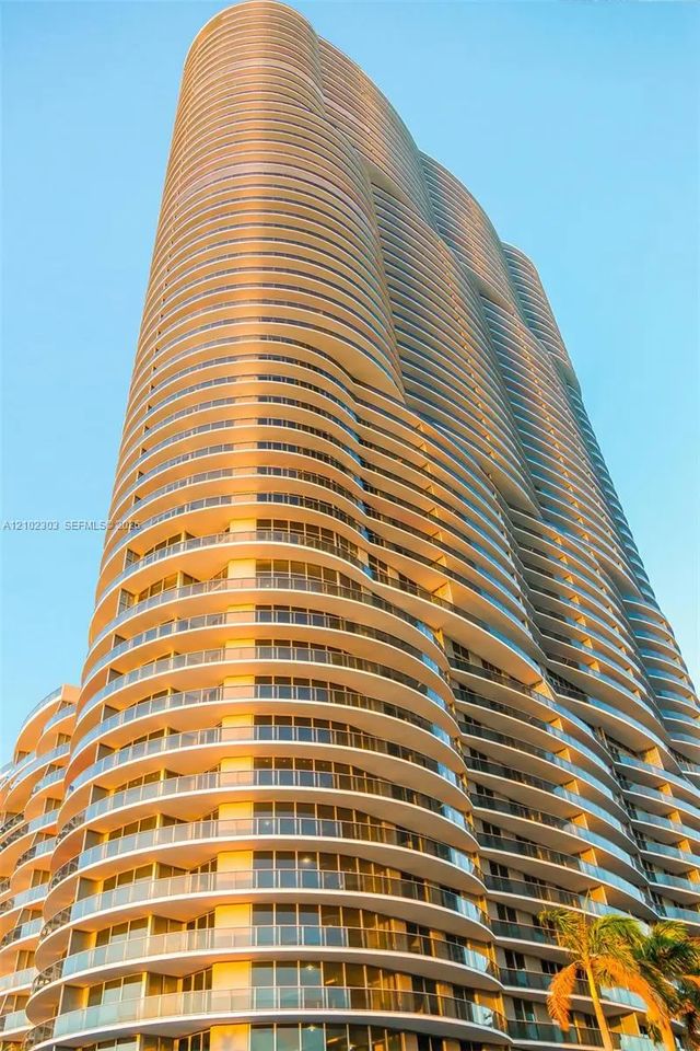2 of 41 - 488 Ne 18th Street #1601, Miami, FL