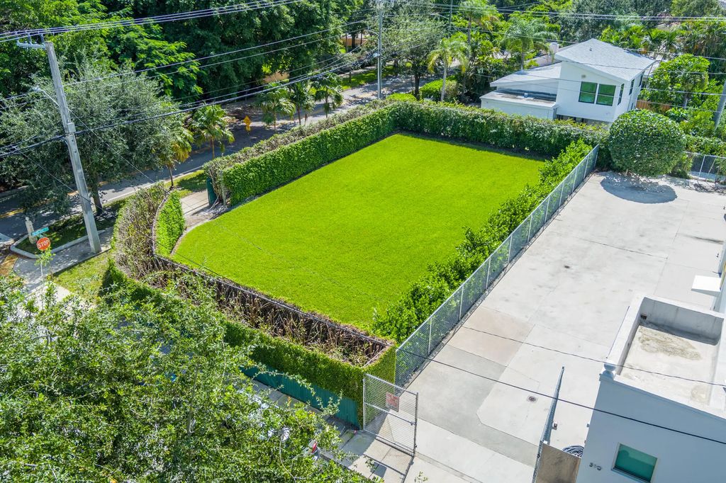 2005 S Olive Avenue, West Palm Beach