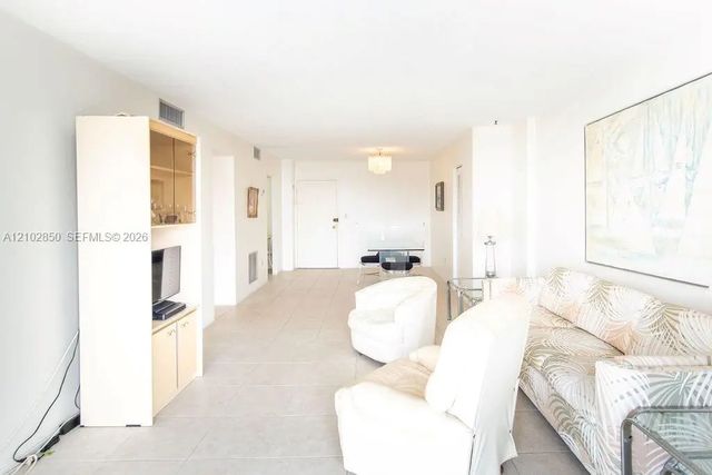 4 of 52 - 1865 79th St Causeway #8a, North Bay Village, FL