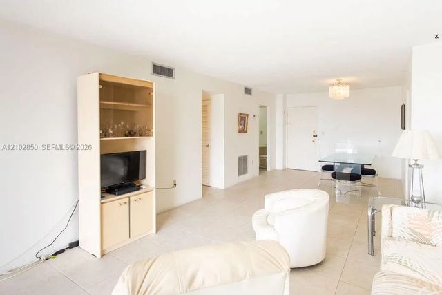 5 of 52 - 1865 79th St Causeway #8a, North Bay Village, FL