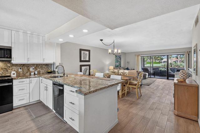 3 of 45 - 12926 Briarlake Drive #104b, Palm Beach Gardens, FL
