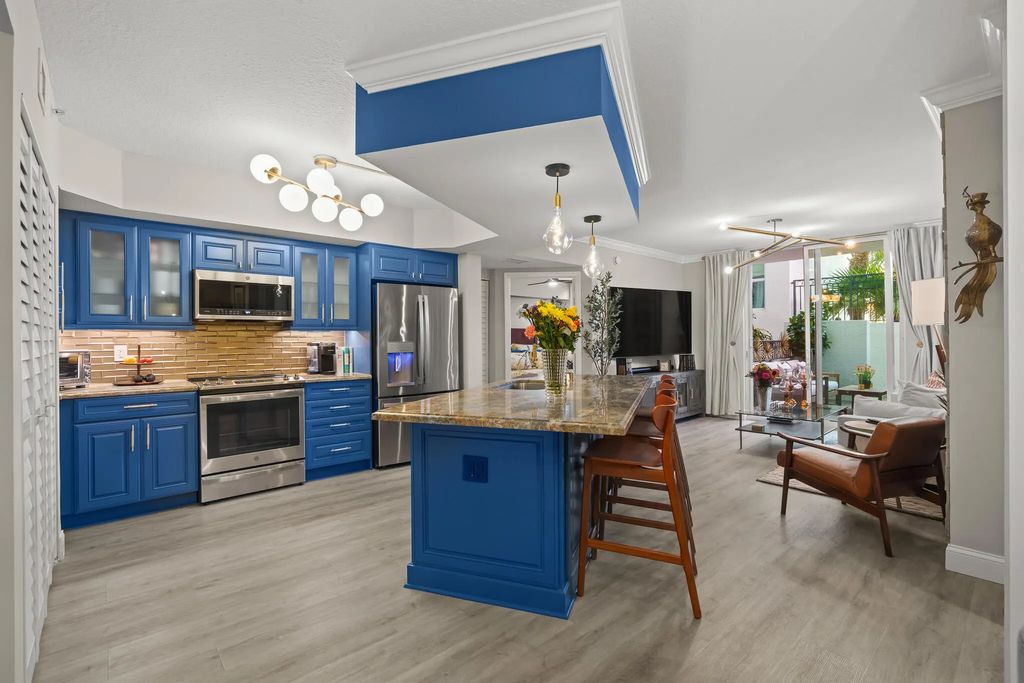 600 S Dixie Highway #544, West Palm Beach