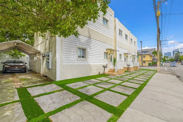 2 of 25 - 642 Sw 10th Avenue, Miami, FL