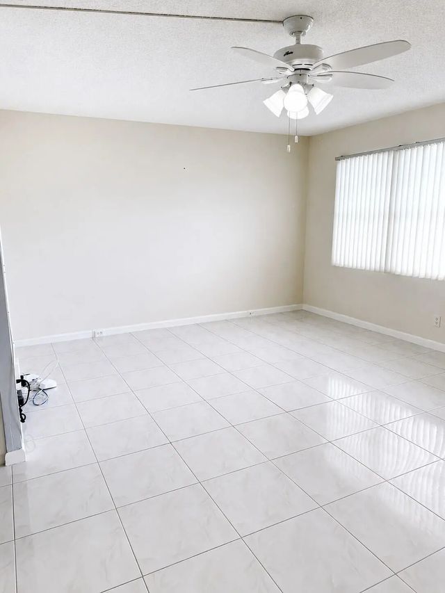 3 of 12 - 1089 Wolverton E #1089, Boca Raton, FL