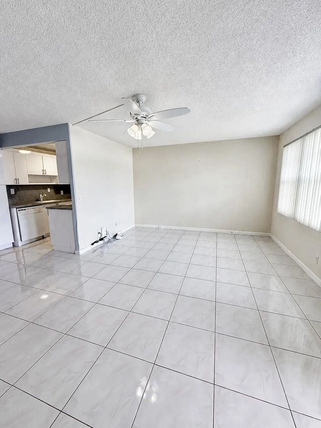 4 of 12 - 1089 Wolverton E #1089, Boca Raton, FL