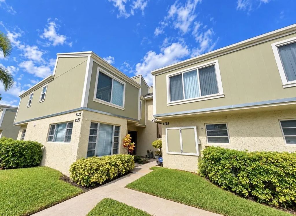 8125 Lagos De Campo Boulevard #n-1, Tamarac