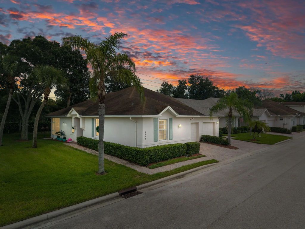 1838 Oak Grove Court, Vero Beach