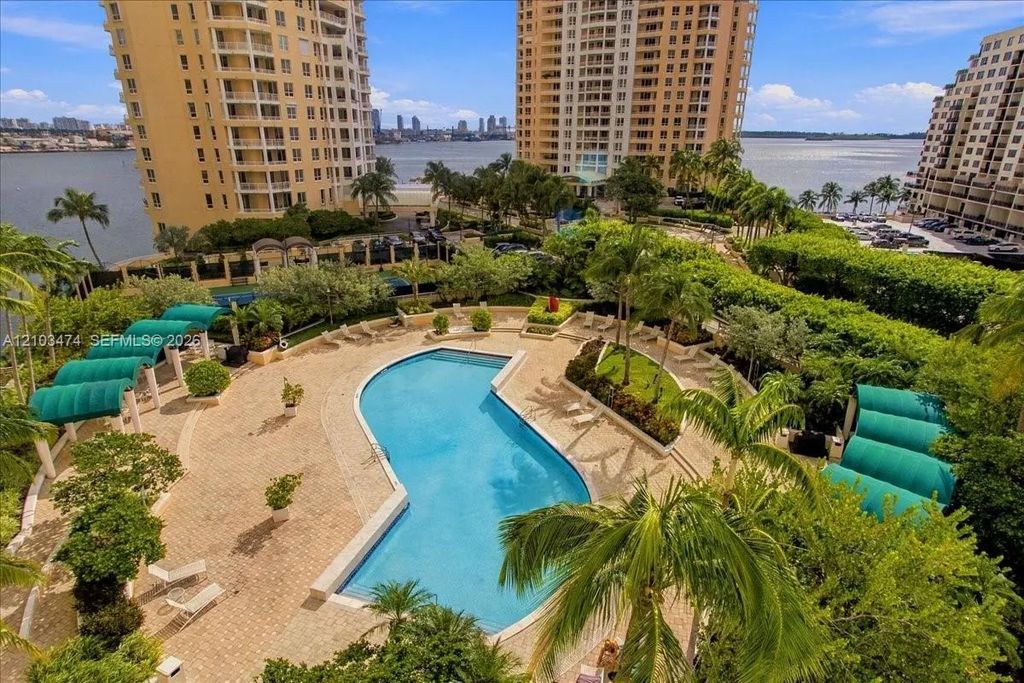 888 Brickell Key Drive #1005, Miami
