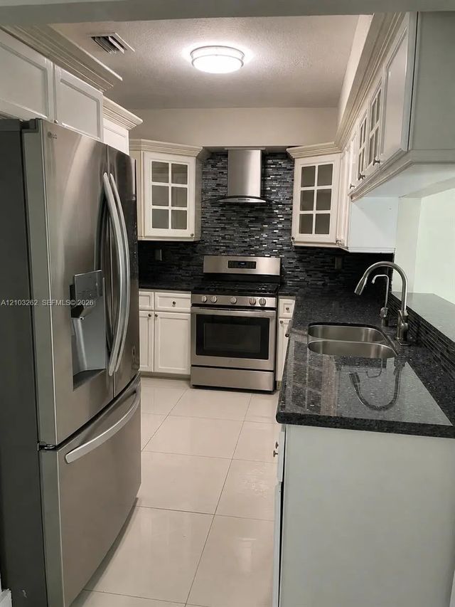 5 of 21 - 6129 Sw 28th Street, Miami, FL