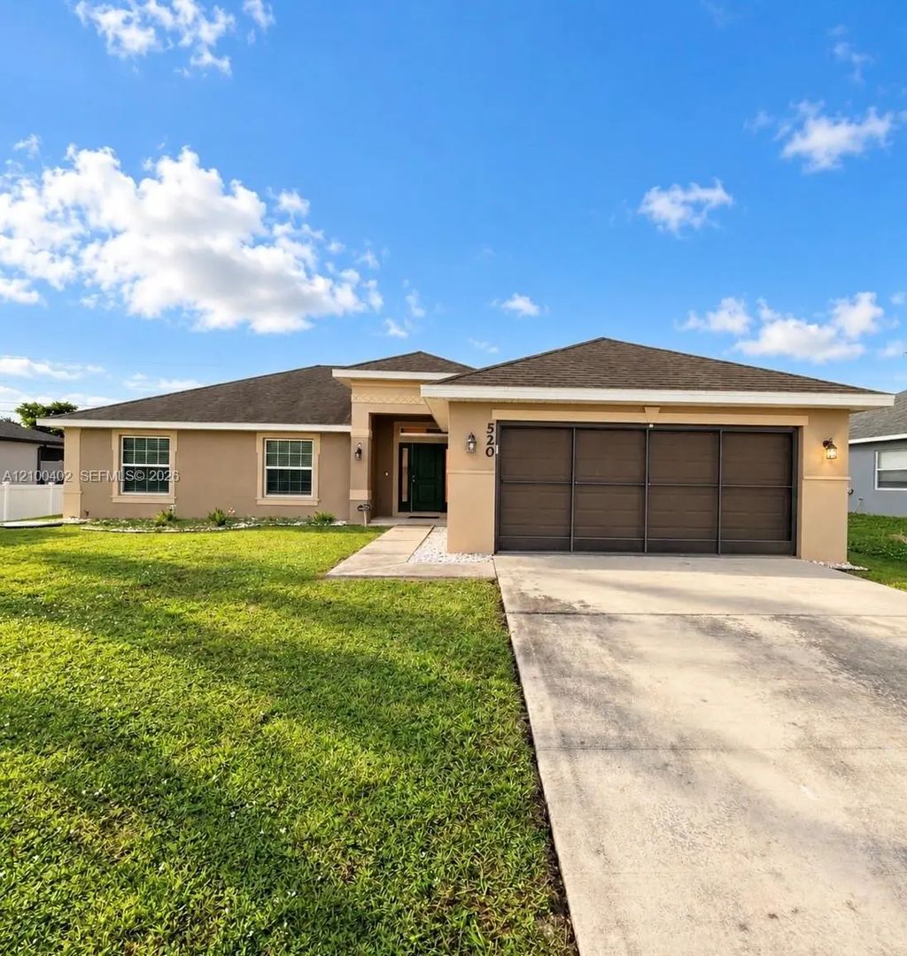 520 Sw Kabot Avenue, Port St. Lucie