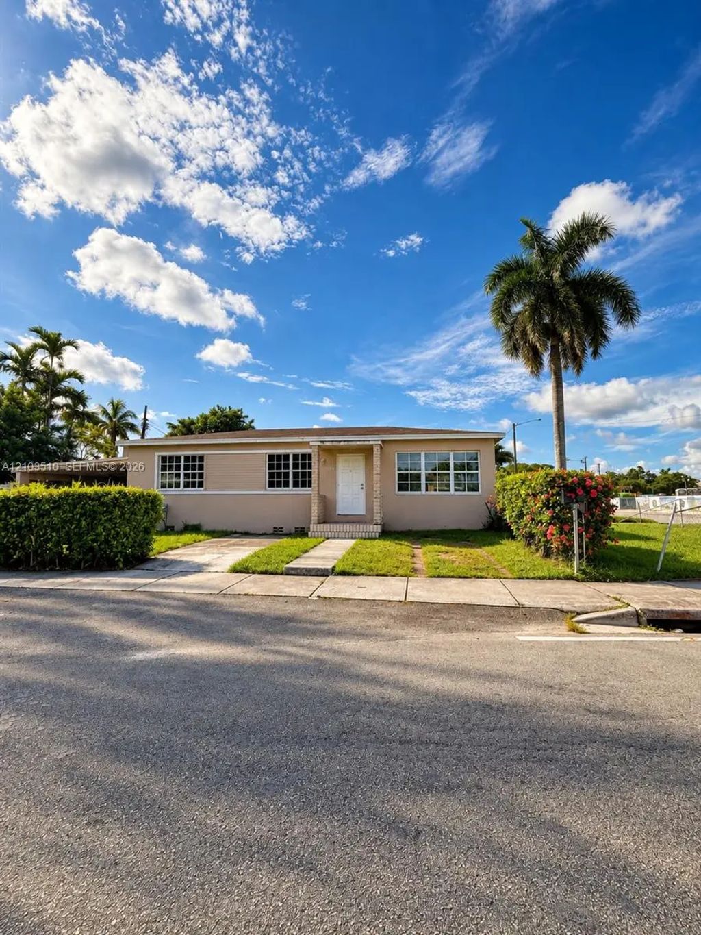 3694 Nw 19th Street, Miami