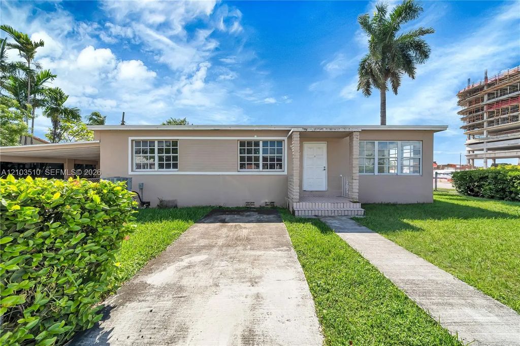 3694 Nw 19th Street, Miami