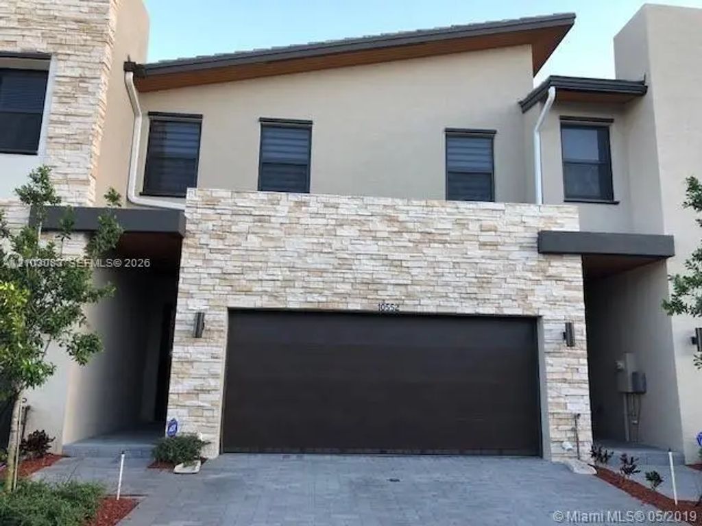 10552 Nw 78th Terrace, Doral