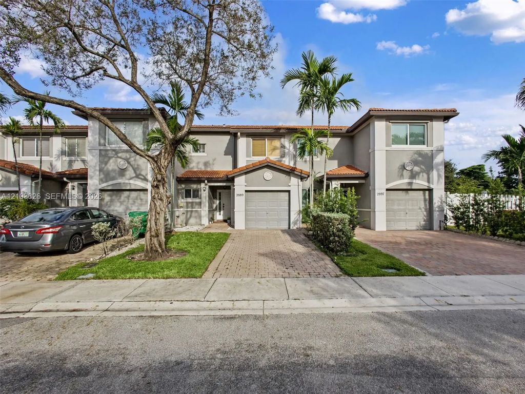 2889 Sw 129th Way #2889, Miramar