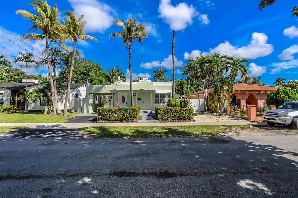 3085 Nw 3rd Street, Miami