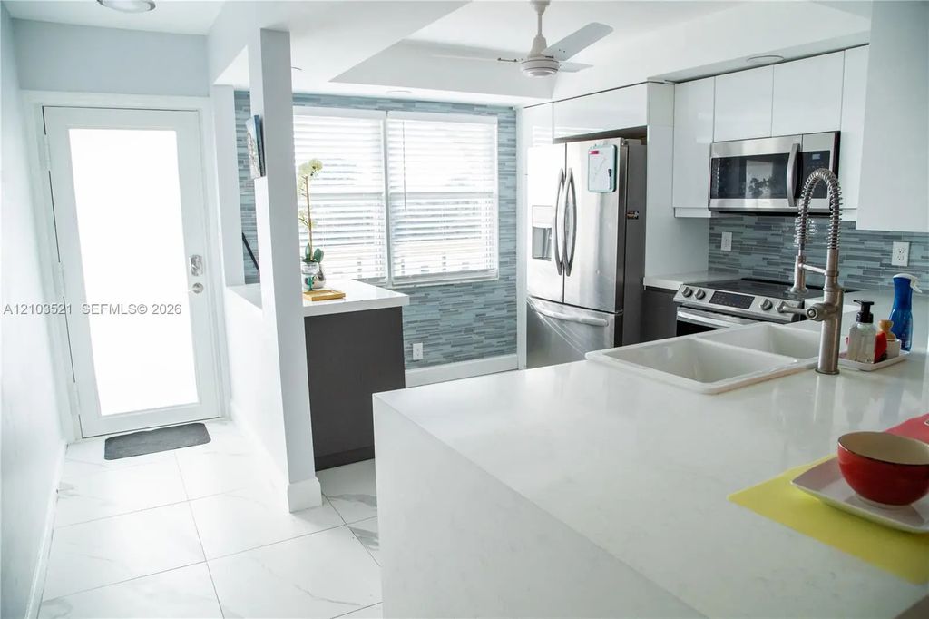 N/A, Coconut Creek