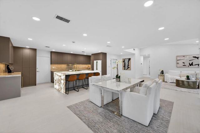 4 of 67 - 3088 Nw 26th Avenue, Boca Raton, FL