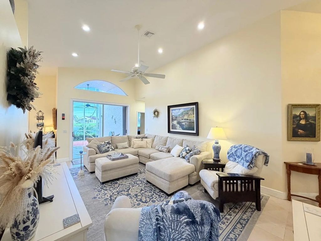 360 Nw Sunview Way, Port St. Lucie