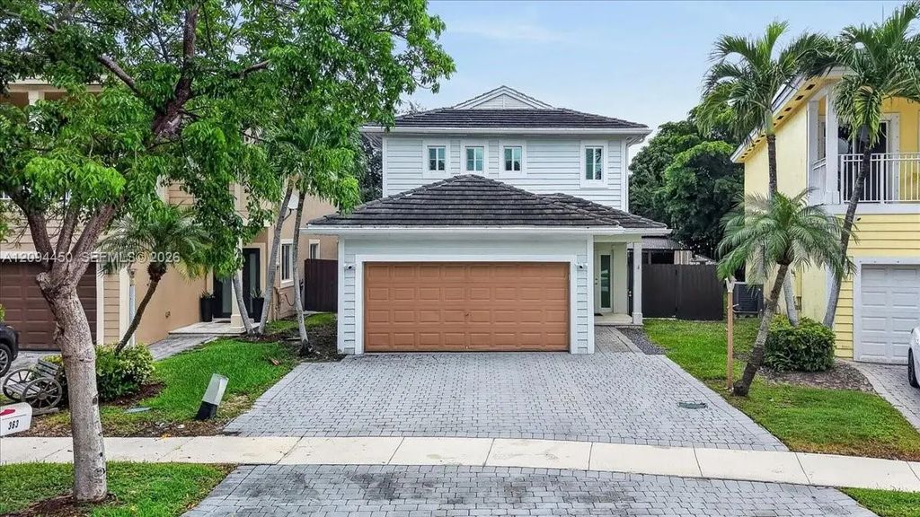 363 Ne 35th Terrace, Homestead